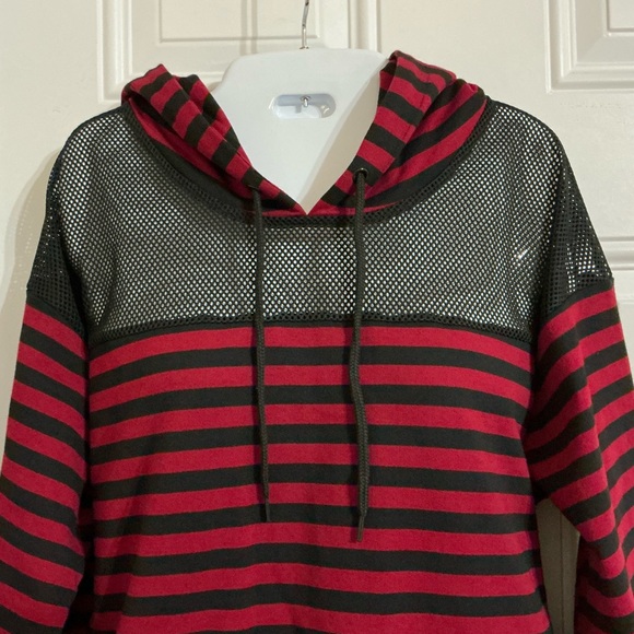 Midnight Hour Hot Topic Red & Black Stripe Mesh Hoodie Size XL - Picture 5 of 10